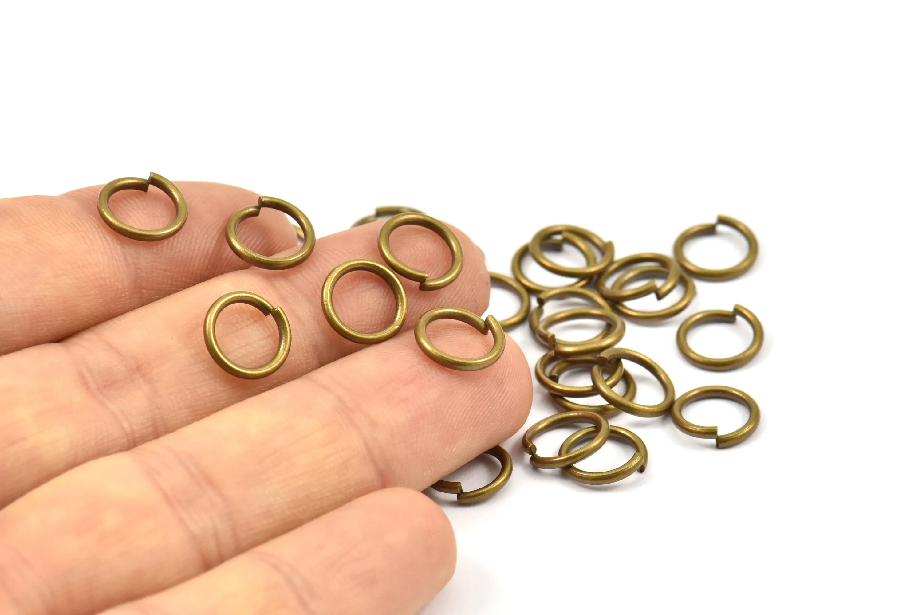 9mm Jump Ring - 100 Antique Brass Round Jump Rings Connectors Findings (9mm) R-11 A0332