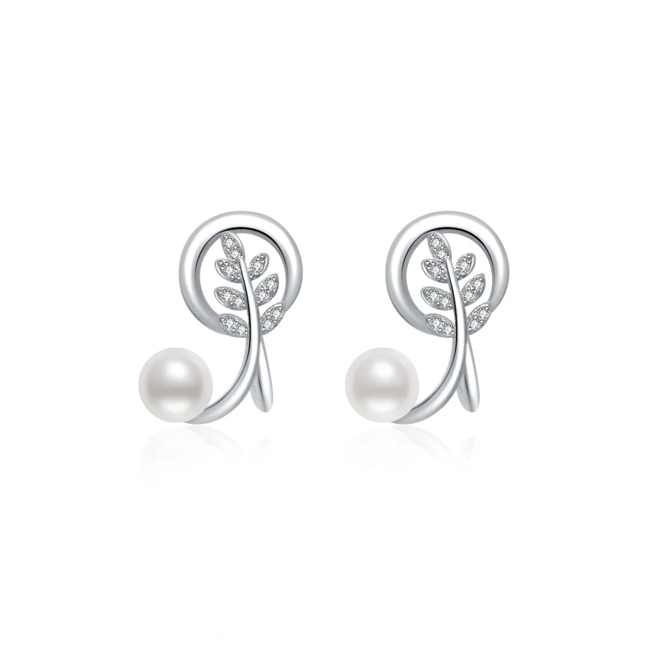 Clip-On Freshwater Pearl Earrings WE00604