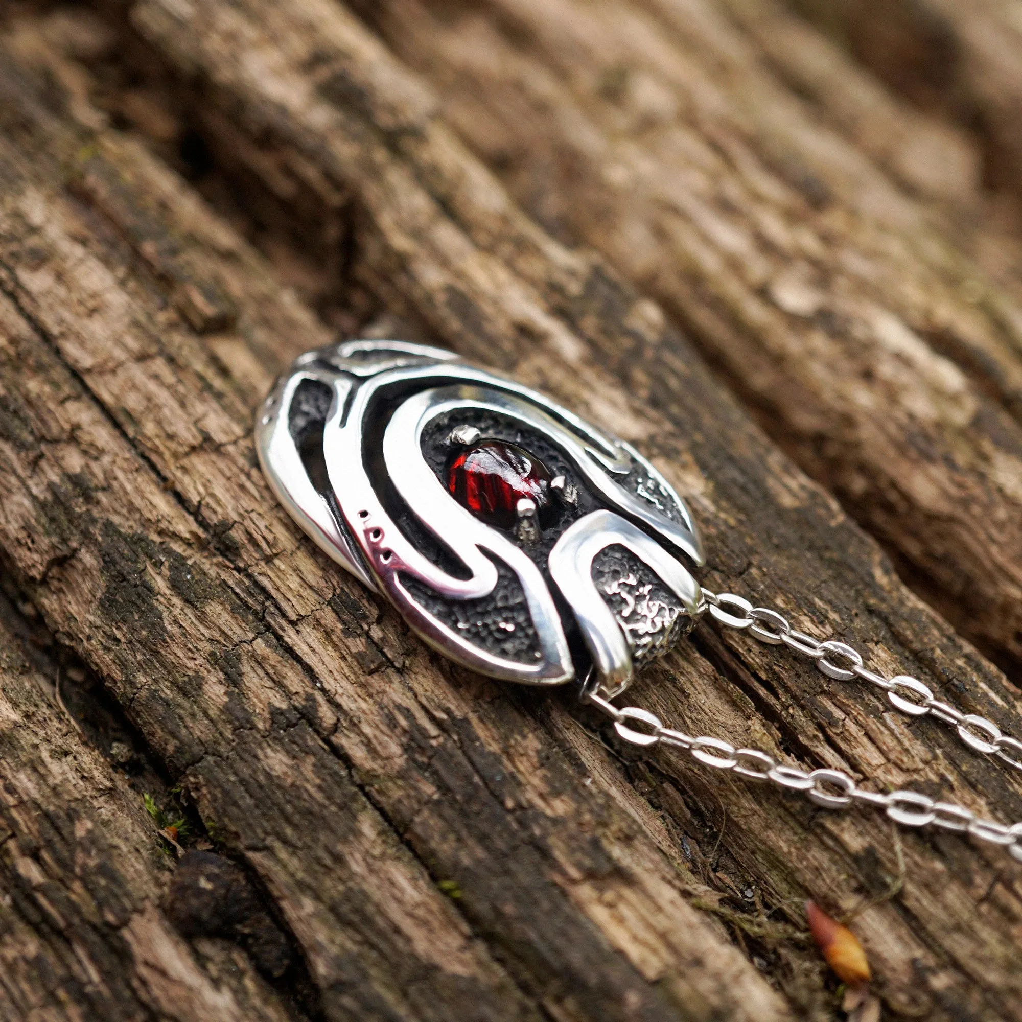 Garnet pendant BEETLE