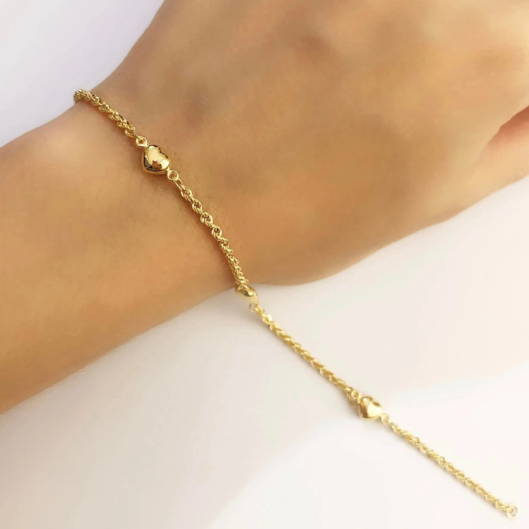 Heart Station Bracelet 18K Gold