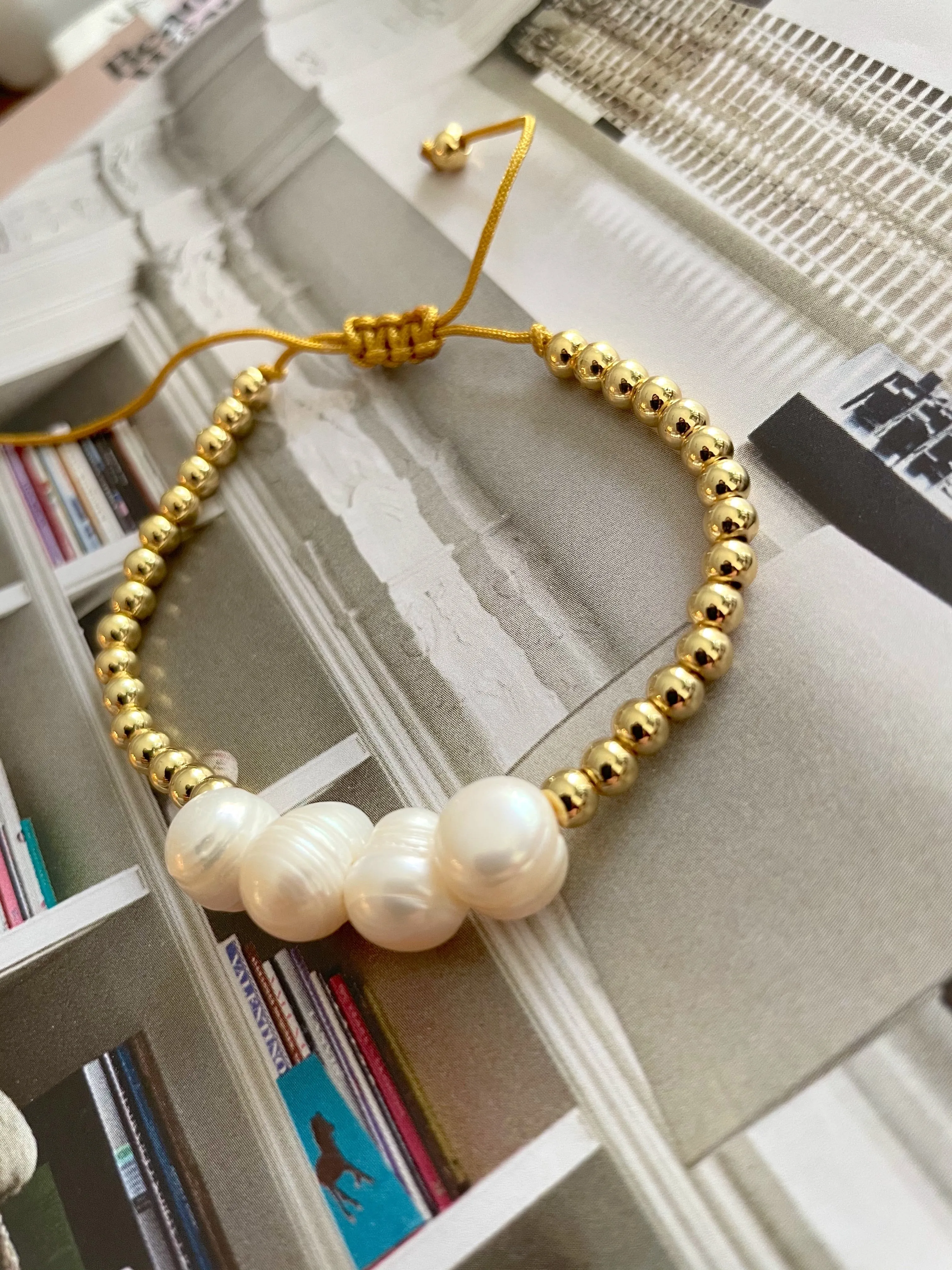 Natural pearls gold beaded adjustable bracelets