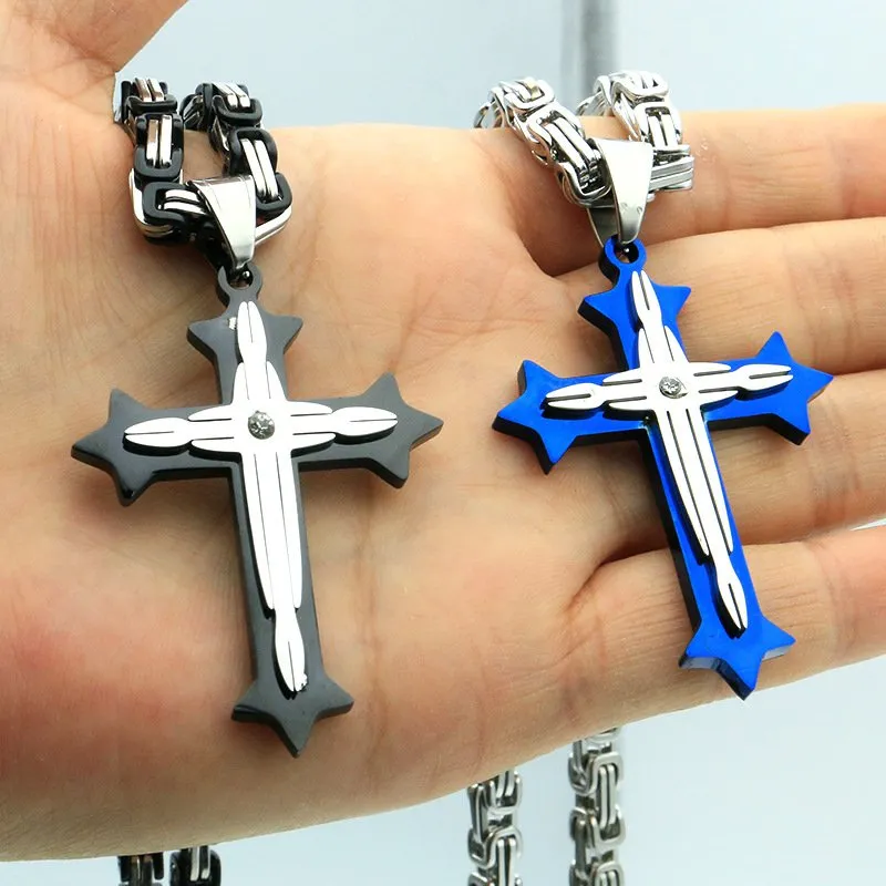 Three-tier cross pendant