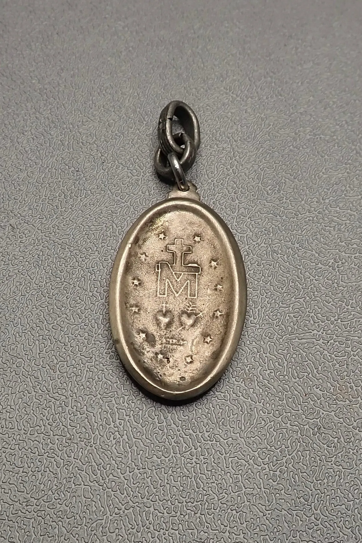 VIRGEN MARY PENDANT