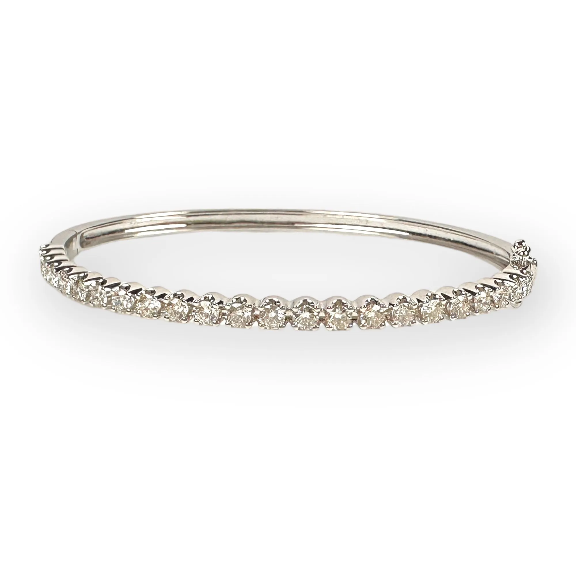 WD1107 14kt shared prong bangle cuff