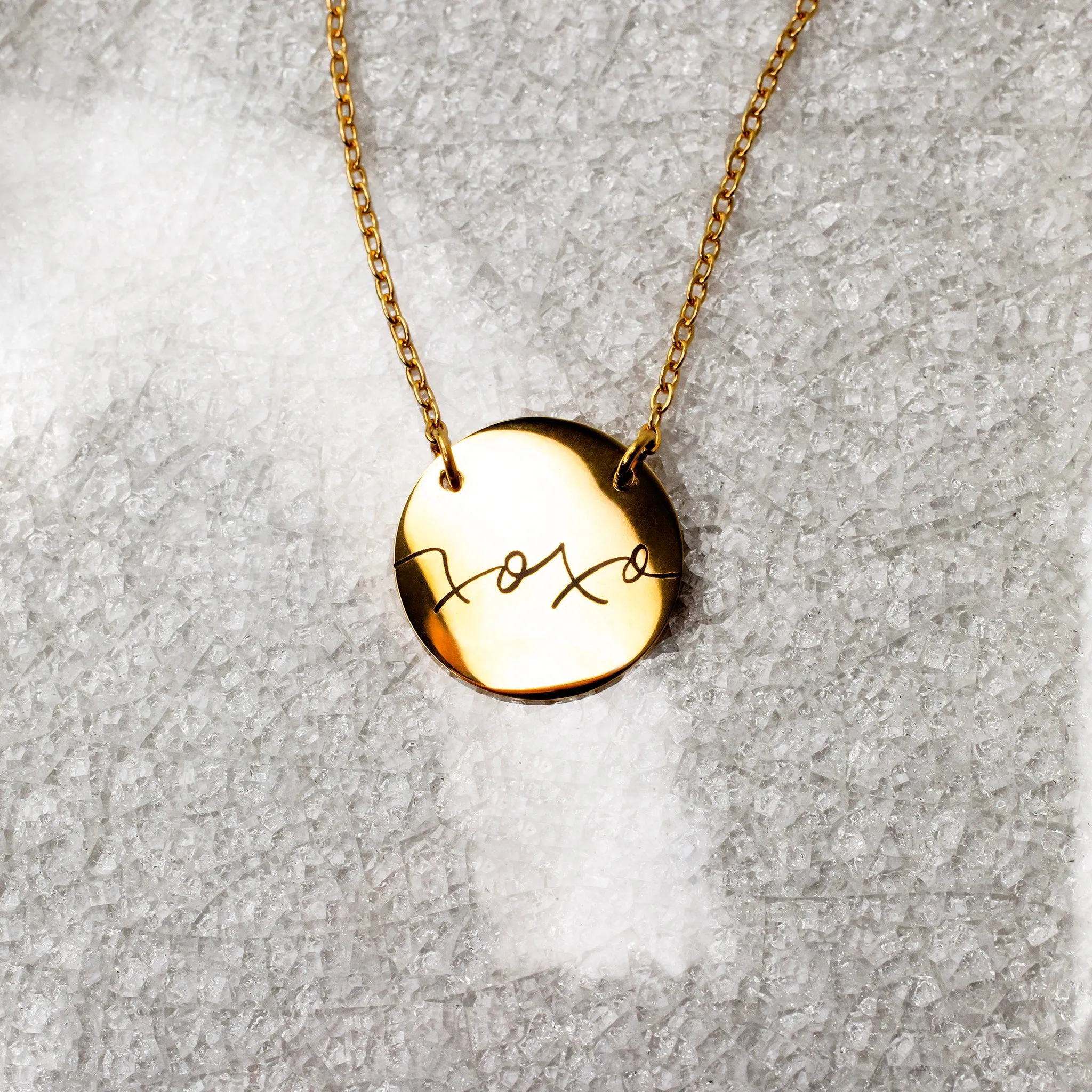 xoxo Engraved Pendant Necklace